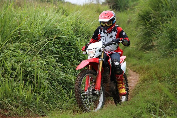 Ban Motor Trail Beda Peruntukan