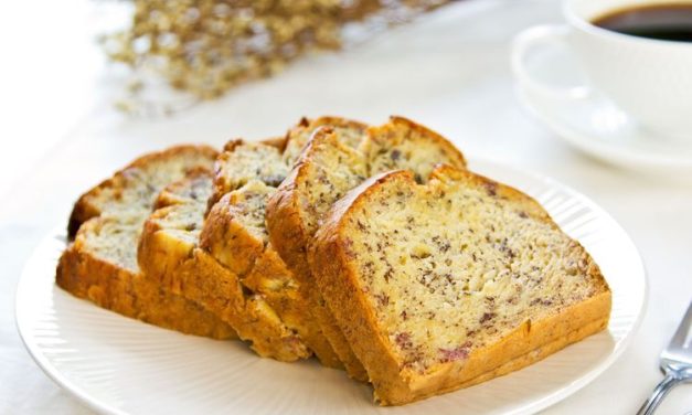 Bolu Pisang Kukus Yang Manis Dan Lembut Untuk Buka Puasa