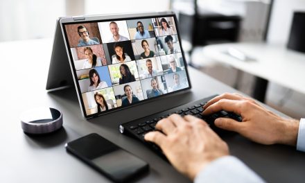 Hybrid Learning Solusi Masa Depan Atau Tantangan Baru?