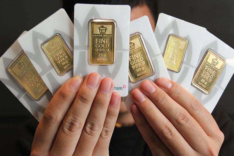 Emas Melemah Lagi, Peluang Beli Atau Tanda Bahaya?