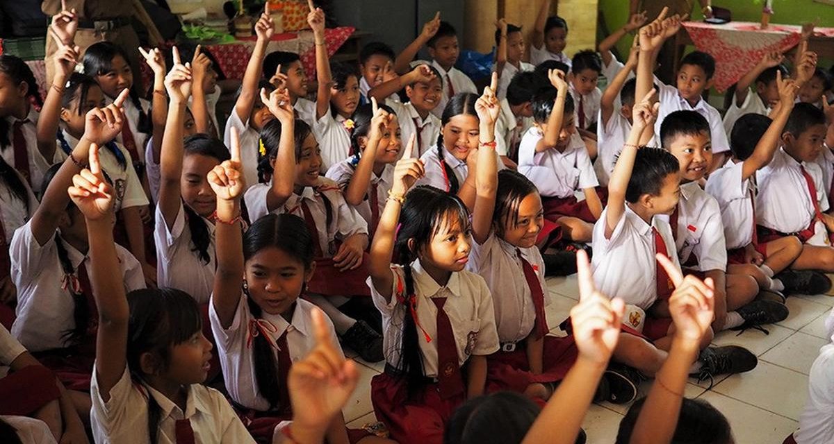 Sekolah Gratis Jadi Harapan Banyak Keluarga Di Indonesia Timur