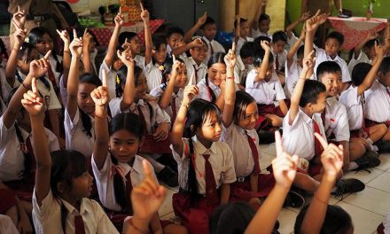 Sekolah Gratis Jadi Harapan Banyak Keluarga Di Indonesia Timur