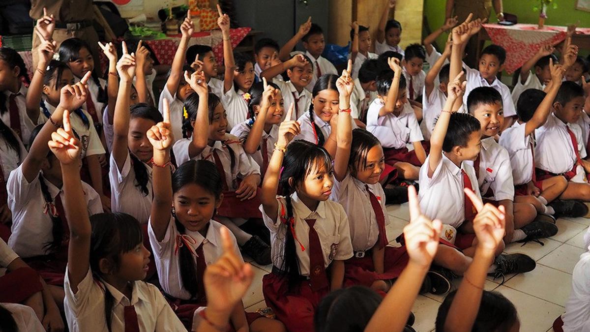 Sekolah Gratis Jadi Harapan Banyak Keluarga Di Indonesia Timur