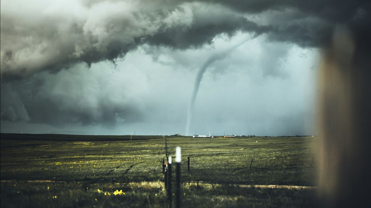Tornado Dan Angin Puting Beliung, Mana Yang Lebih Berbahaya?