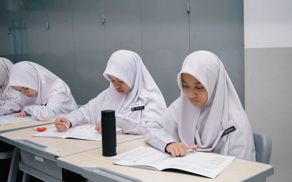 Keterampilan Komunikasi: Bekal Penting Dalam Dunia Pendidikan