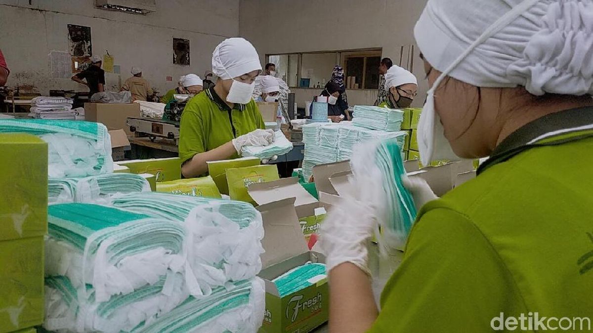Masker Mulai Langka: Penyebab Permintaan Meningkat